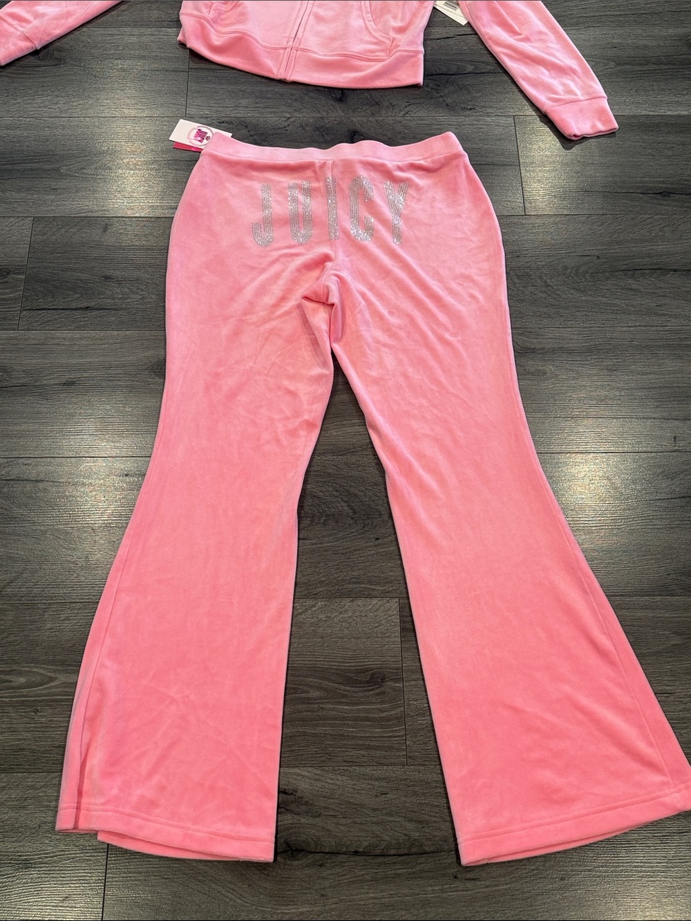 Juicy Couture Pink Velour Hooded Tracksuit Set with Rhinestone Logo - Picture 3 of 12